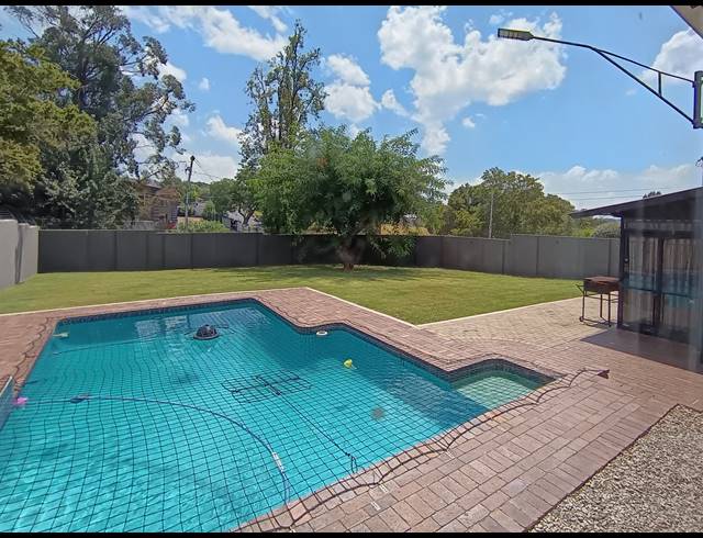 3 BEDROOM HOUSE FOR SALE IN SOUTH CREST